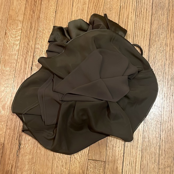 NEW NWT Reformation Anaiis Silk Dress High Neck Open Back Maxi Dress Morel Brown - Picture 12 of 13